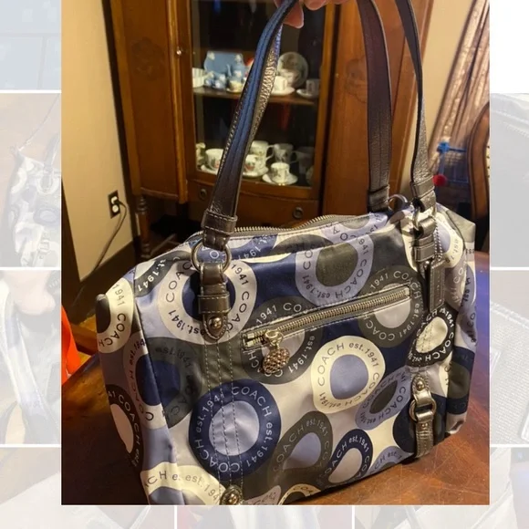 Coach Navy and Cream Circular Pattern Hobo Bag - Picture 3 of 7